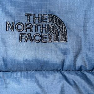 north face vest puffer vests 550 
1 blue